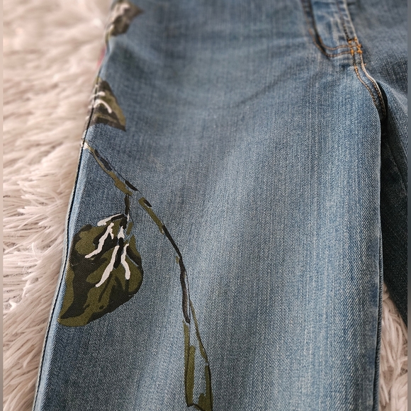 VINTAGE I.N.C. Floral Painted Jeans Blue Multi-color Flowers Wide Leg Womens 8 - Picture 4 of 11